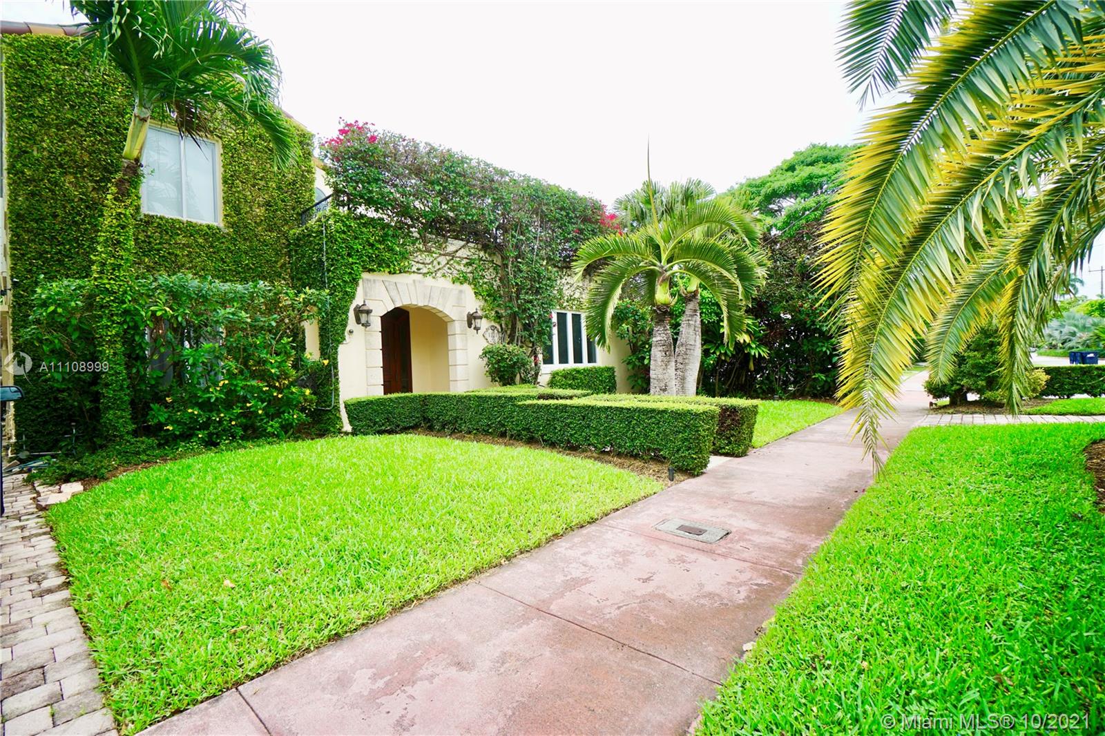 5335 Lagorce Drive Miami Beach FL 33140
