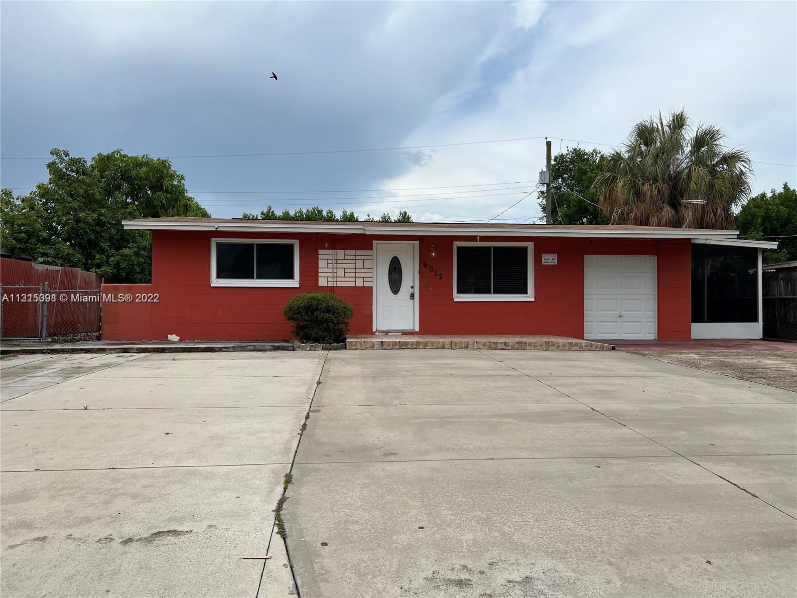 6022 Larmon Street Tampa FL 33634