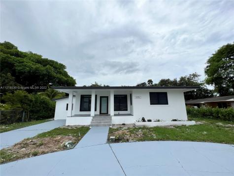575 NE 129th Street North Miami FL 33161