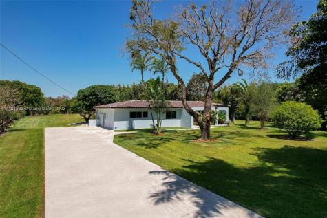 12275 SW 45th Street Miami FL 33175
