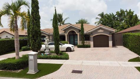 14925 SW 180th Terrace Miami FL 33187