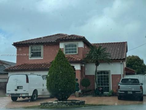 8307 NW 201st Terrace Hialeah FL 33015