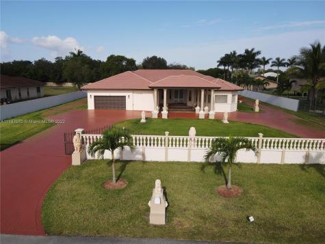 27300 SW 153rd Avenue Homestead FL 33032