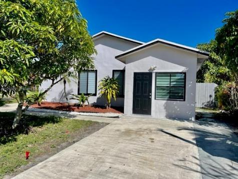 20129 NW 34th Avenue Miami Gardens FL 33056