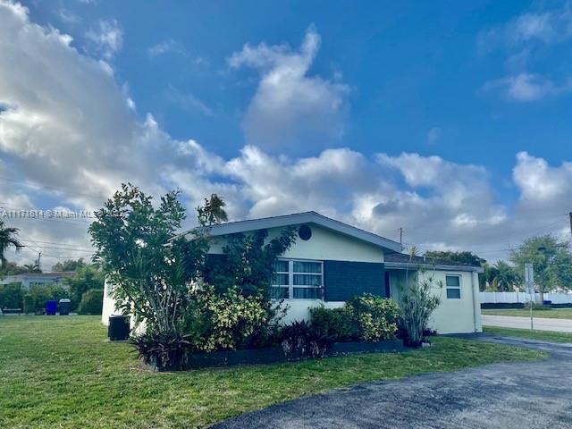 3428 Taft Street Hollywood FL 33021