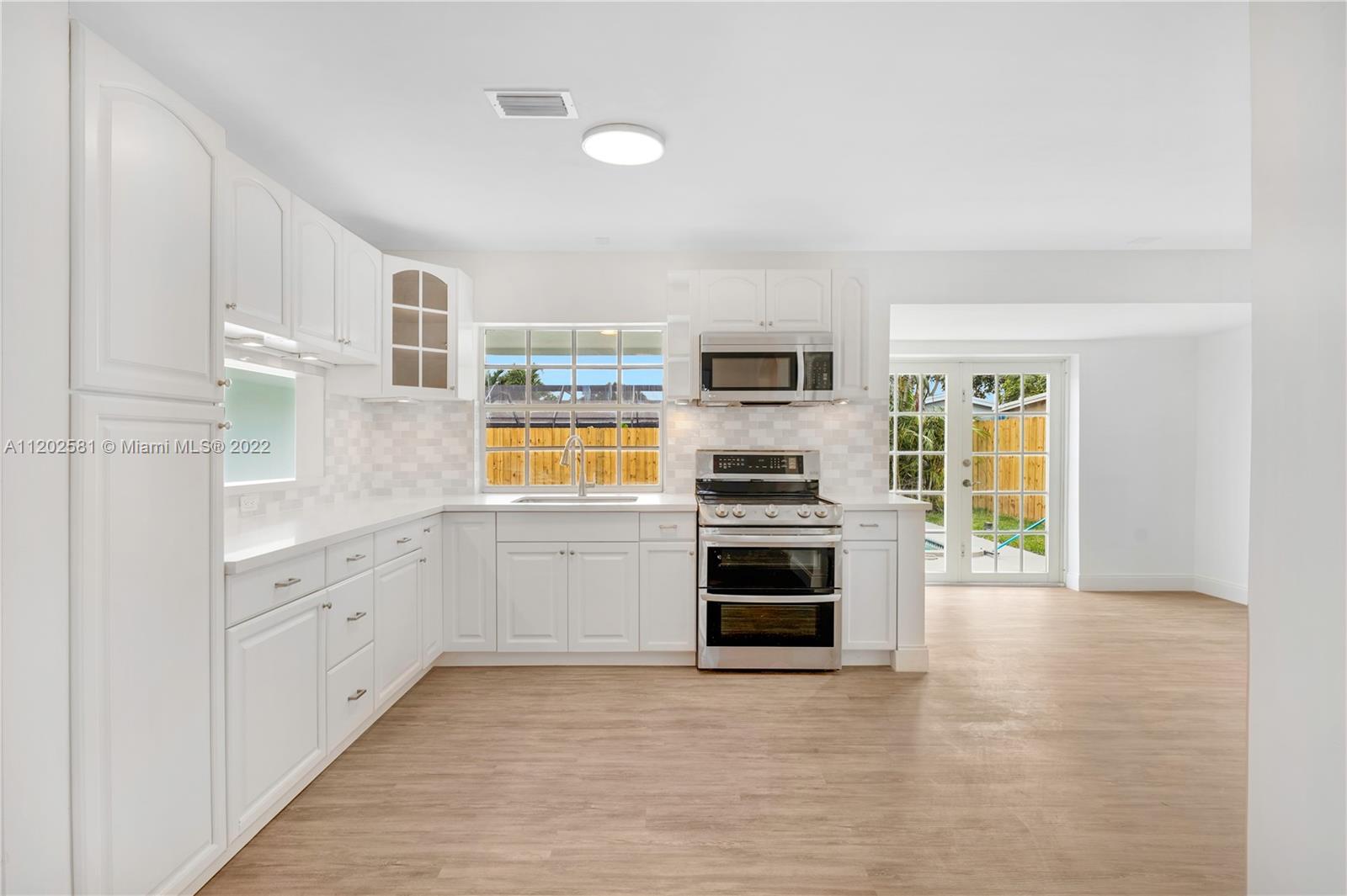 2340 Pine Tree Drive Miramar FL 33023