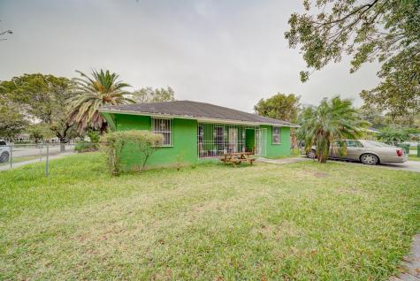 31825 SW 187th Place Homestead FL 33030