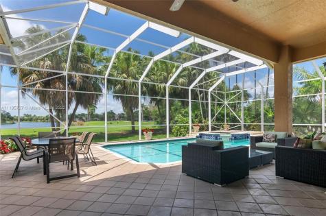 1418 SW 157th Avenue Pembroke Pines FL 33027