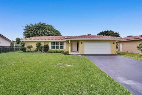 4060 NW 113th Avenue Coral Springs FL 33065