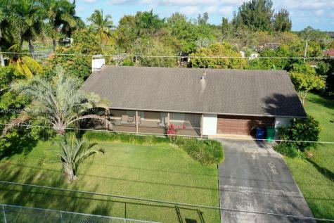 26601 SW 185th Avenue Homestead FL 33031