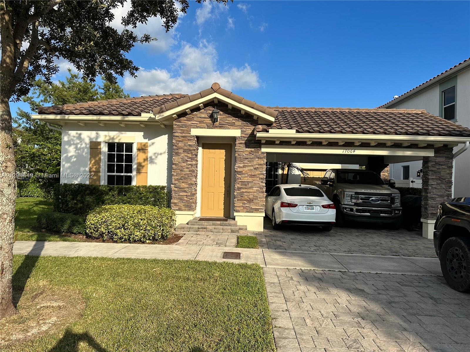 17064 SW 90th Way Miami FL 33196