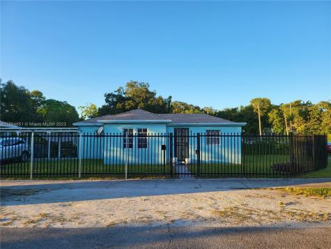 1301 NW 77th Street Miami FL 33147