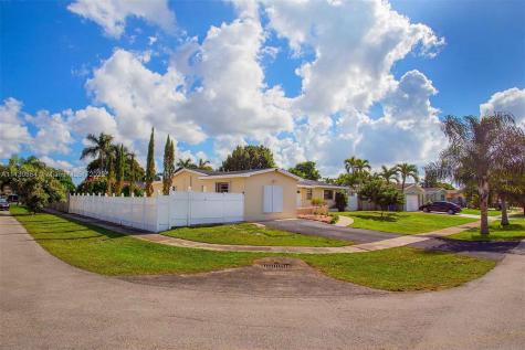 1951 NW 86th Terrace Pembroke Pines FL 33024