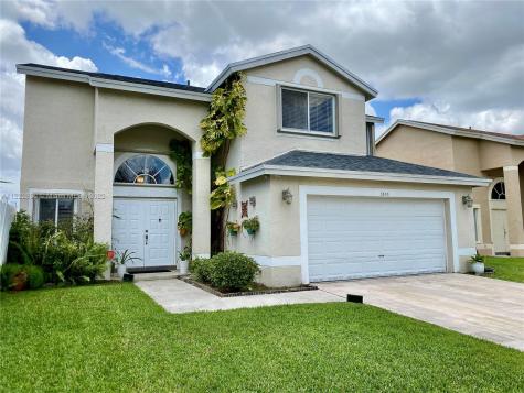 8800 SW 10th Street Pembroke Pines FL 33025