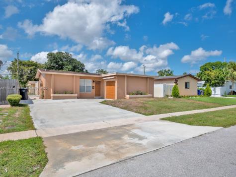 6441 Scott Street Hollywood FL 33024