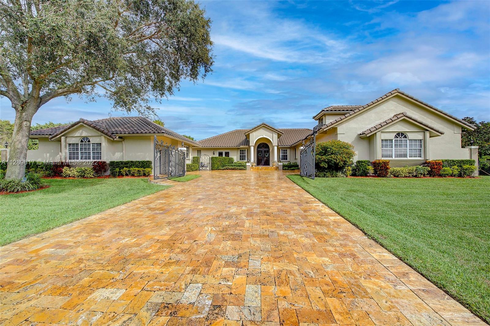 11251 NW 7th Street Plantation FL 33325