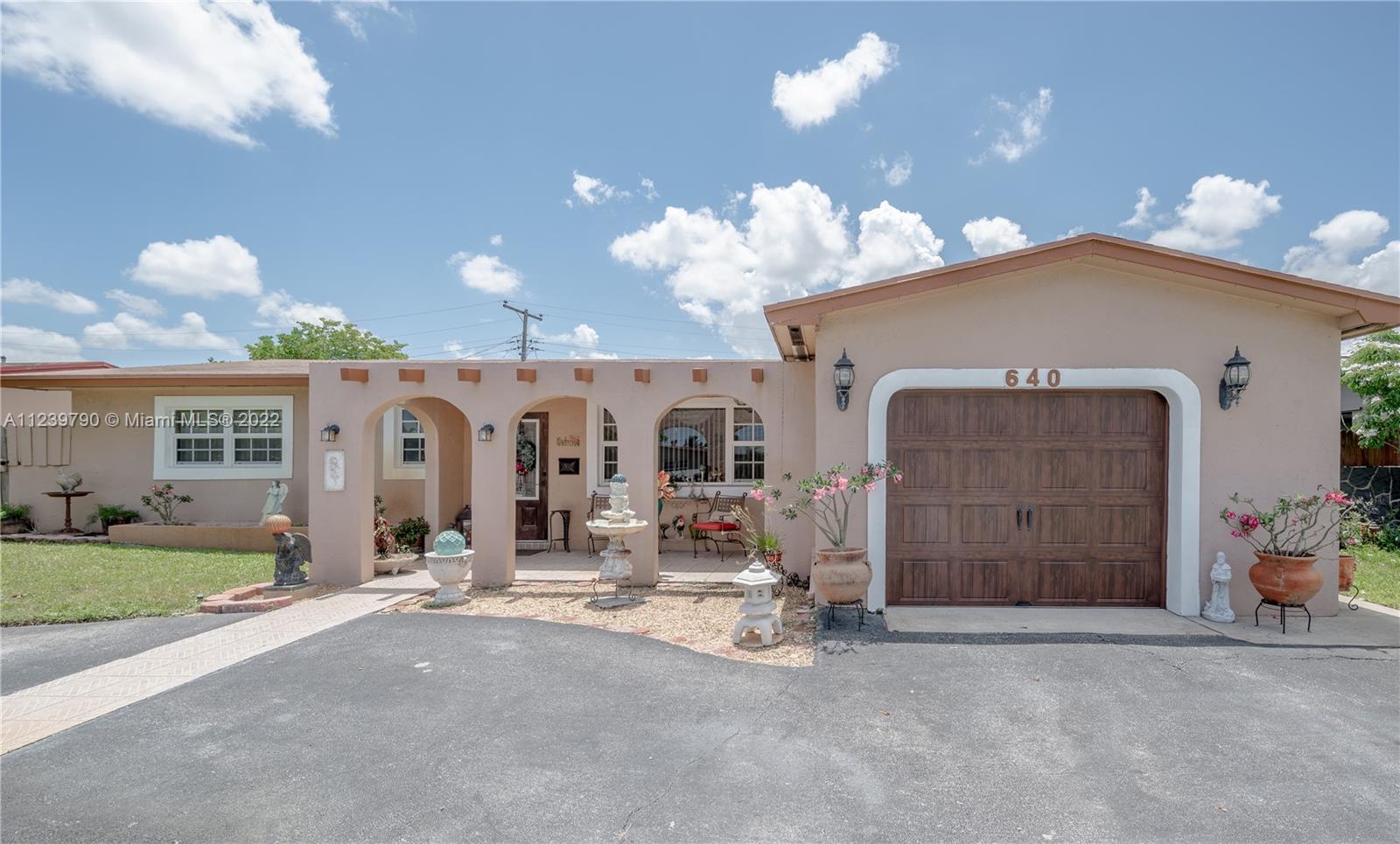 640 NW 77th Way Pembroke Pines FL 33024