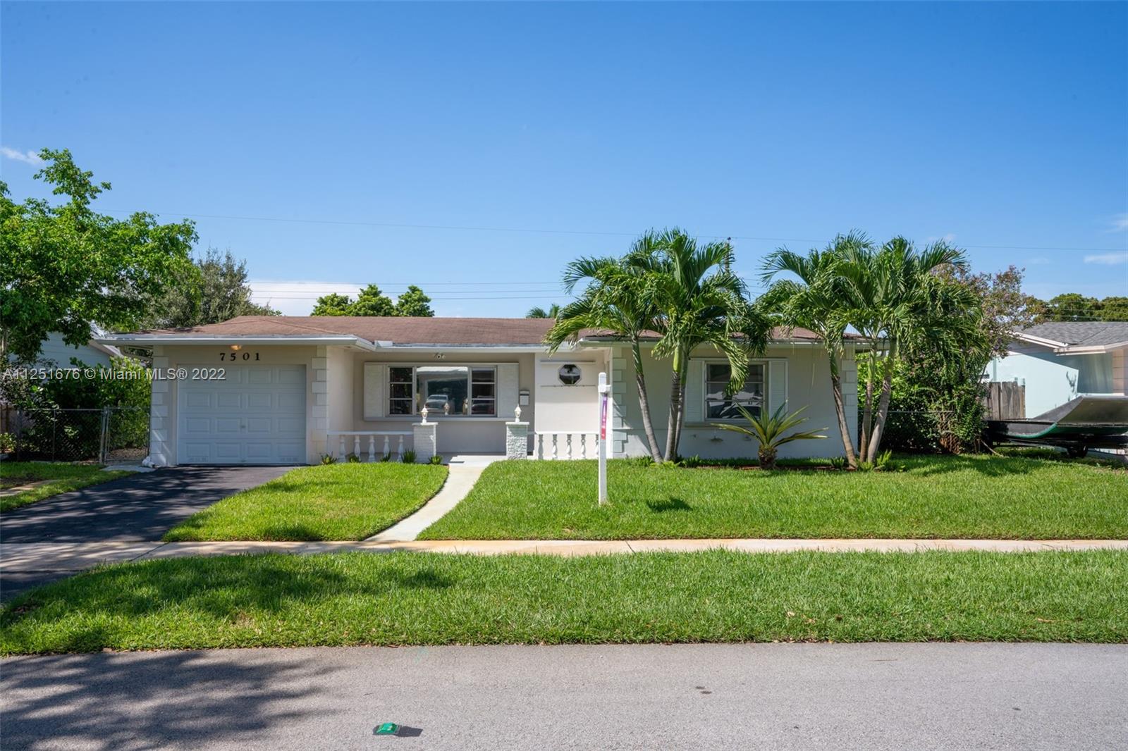 7501 Cleveland Street Hollywood FL 33024