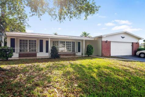 2130 NW 106th Avenue Pembroke Pines FL 33026