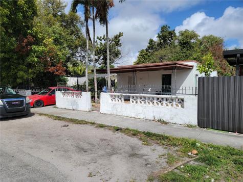 1869 NW 113th Terrace Miami FL 33167