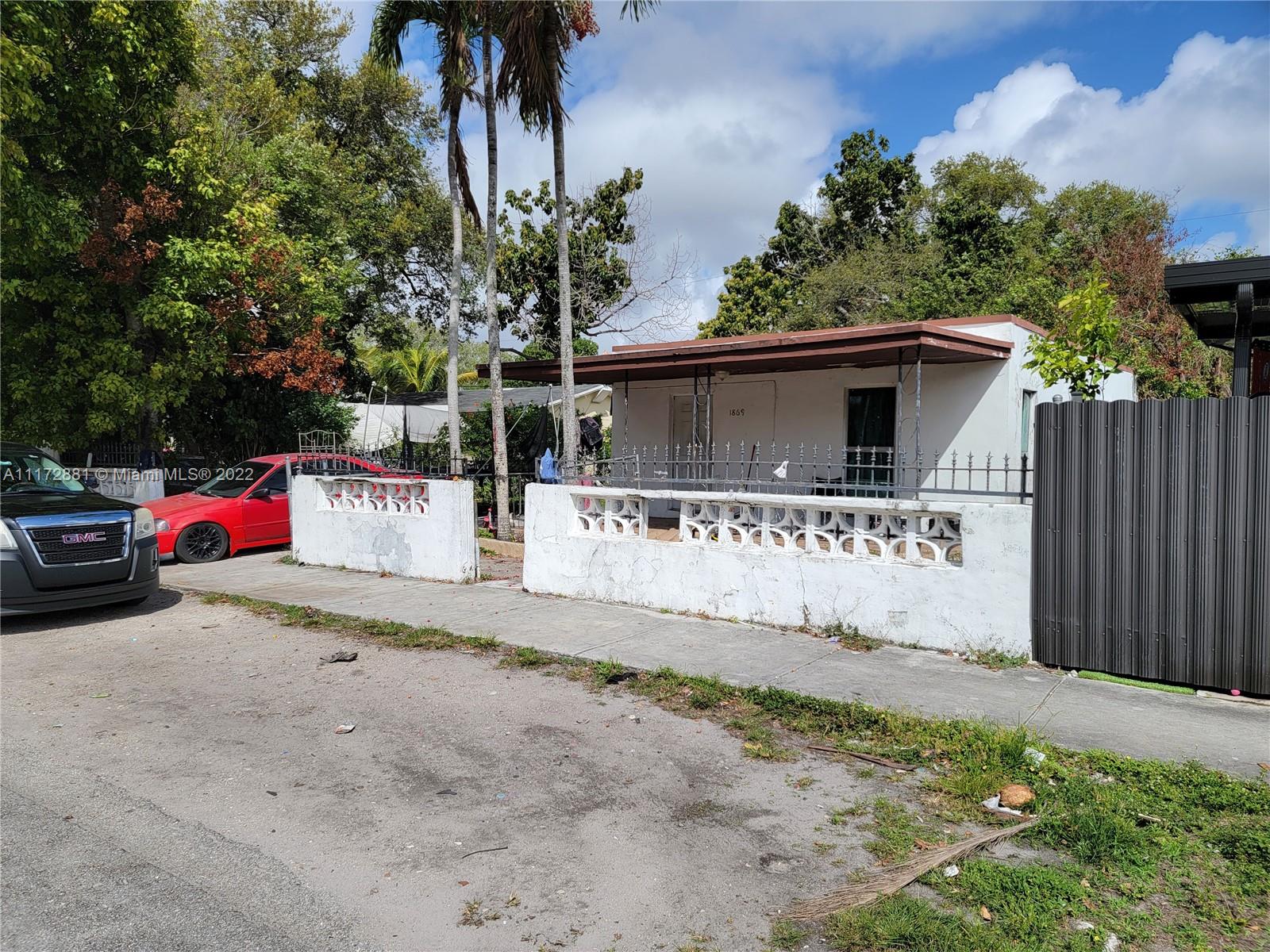 1869 NW 113th Terrace Miami FL 33167