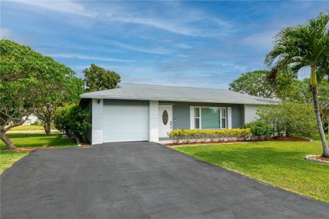 9703 NW 67th Court Tamarac FL 33321