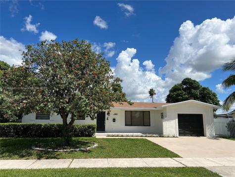 11883 SW 197th Street Miami FL 33177