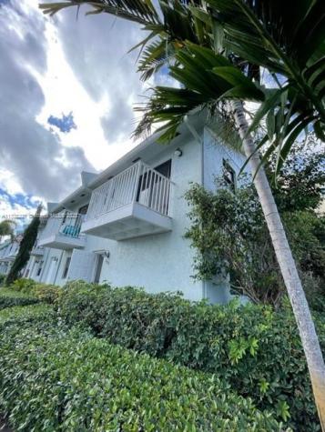 4133 NE 21st Terrace Lighthouse Point FL 33064