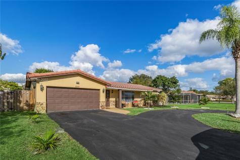 8415 NW 26th Drive Coral Springs FL 33065