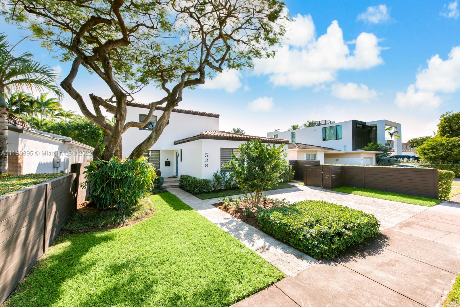 528 W 49th Street Miami Beach FL 33140