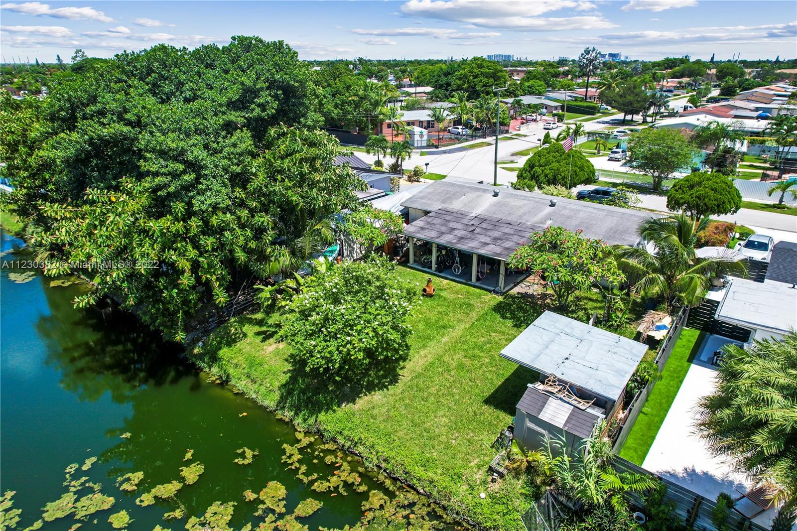 10220 SW 41st Terrace Miami FL 33165