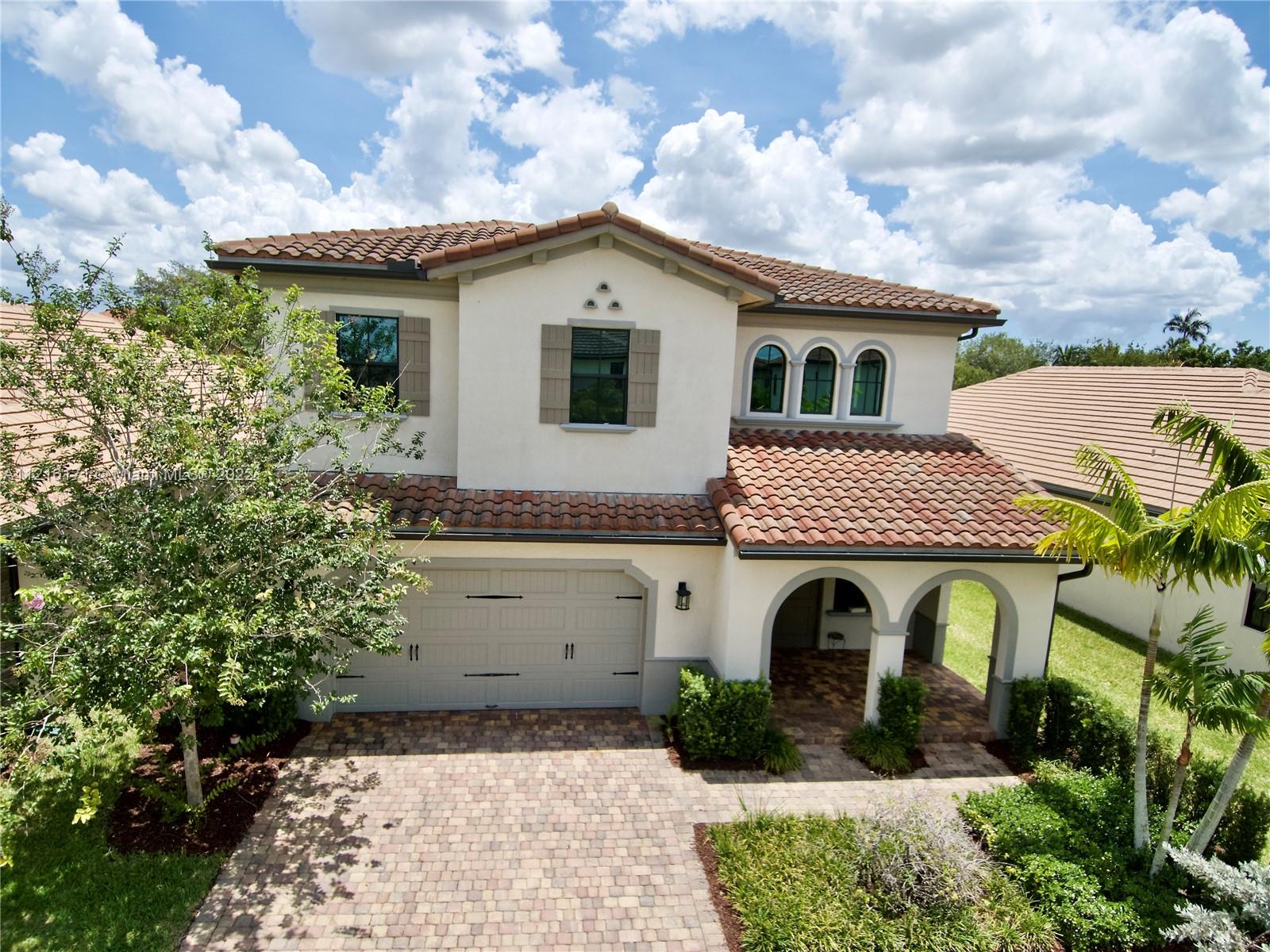 1033 SW 113th Way Pembroke Pines FL 33025
