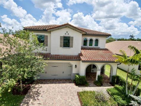 1033 SW 113th Way Pembroke Pines FL 33025