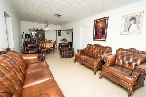 6740 SW 12th Street Miami FL 33144