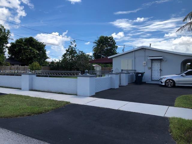 10899 SW 69th Drive Miami FL 33173