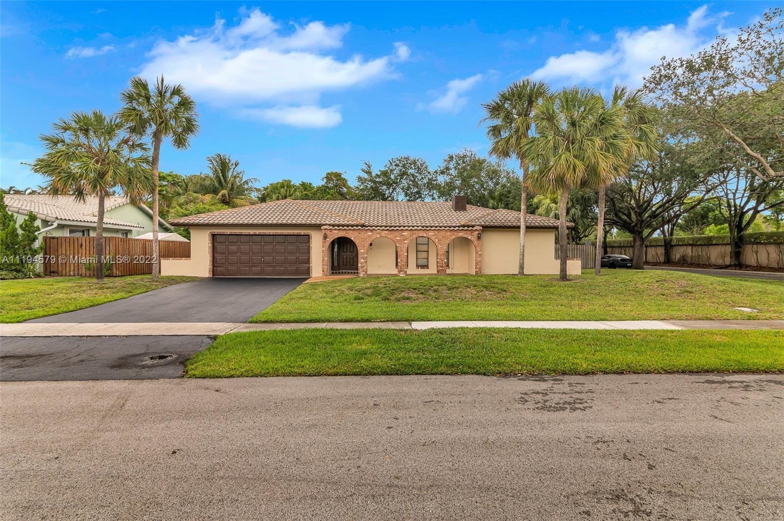 9061 NW 14th Street Plantation FL 33322
