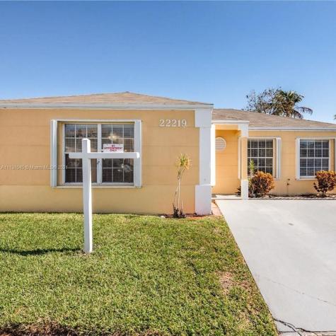 22219 SW 98th Place Cutler Bay FL 33190