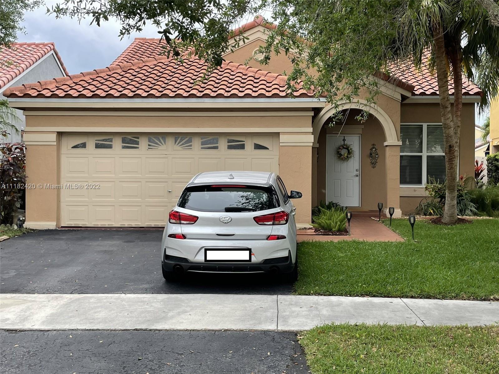 944 Falling Water Road Weston FL 33326