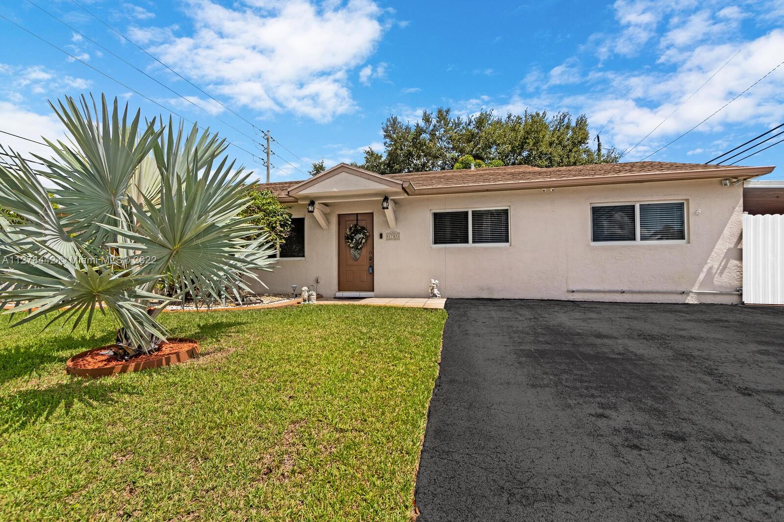 1701 SW 99th Terrace Miramar FL 33025