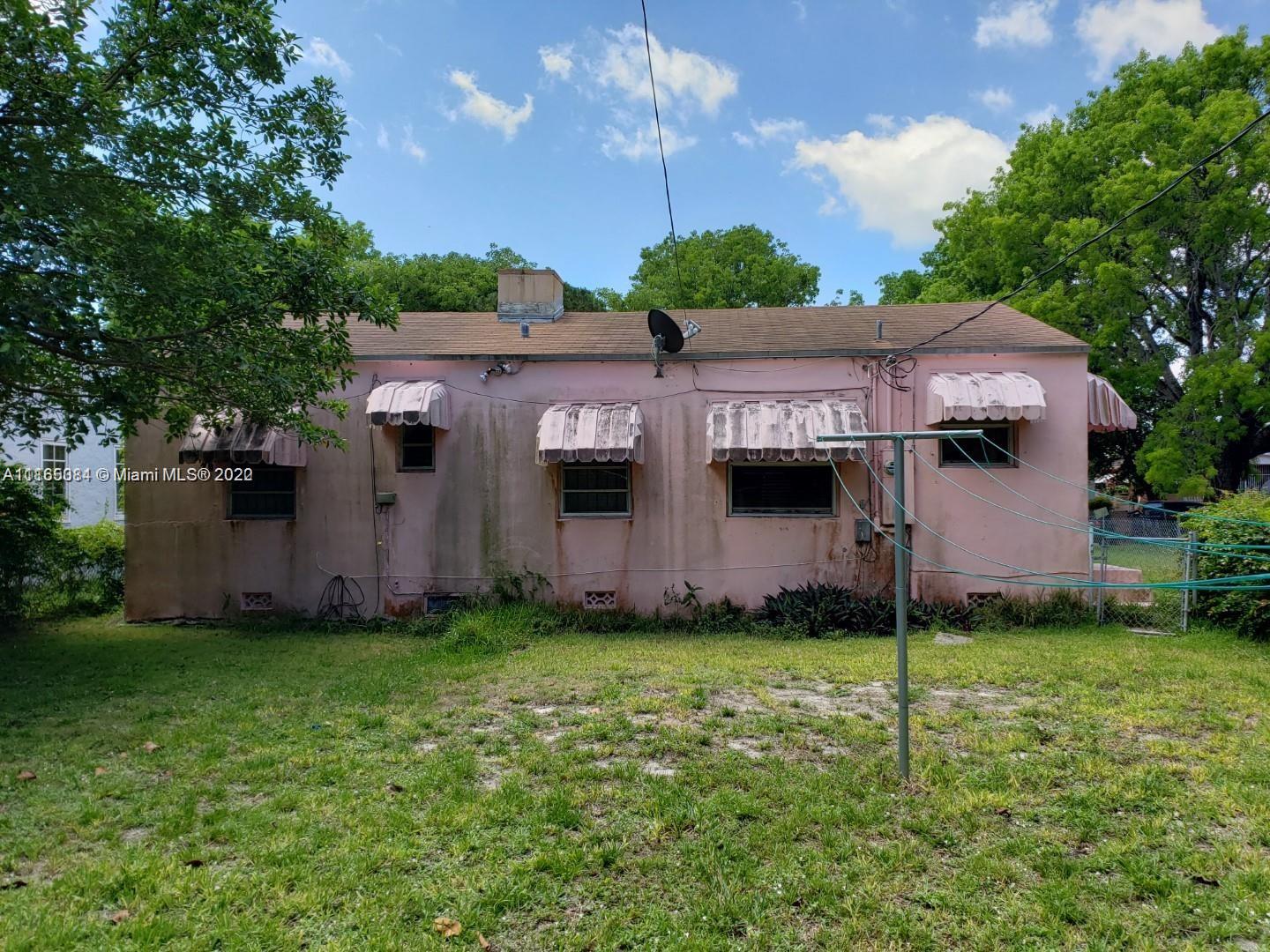 1027 NW 48th Street Miami FL 33127