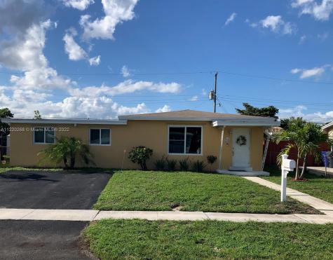 7381 Hayes Street Hollywood FL 33024