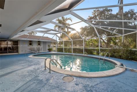 3349 W Park Road Hollywood FL 33021