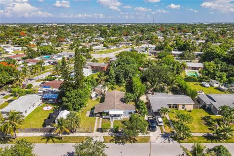 9771 Bahama Drive Cutler Bay FL 33189