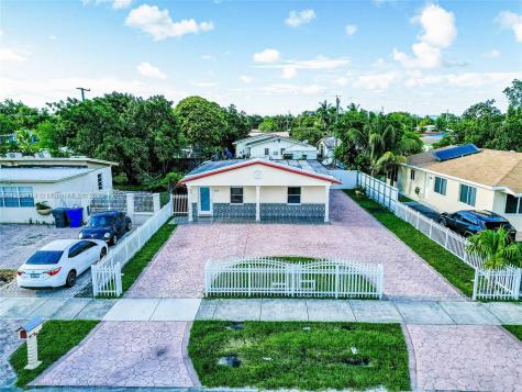 6373 Rodman Street Hollywood FL 33023