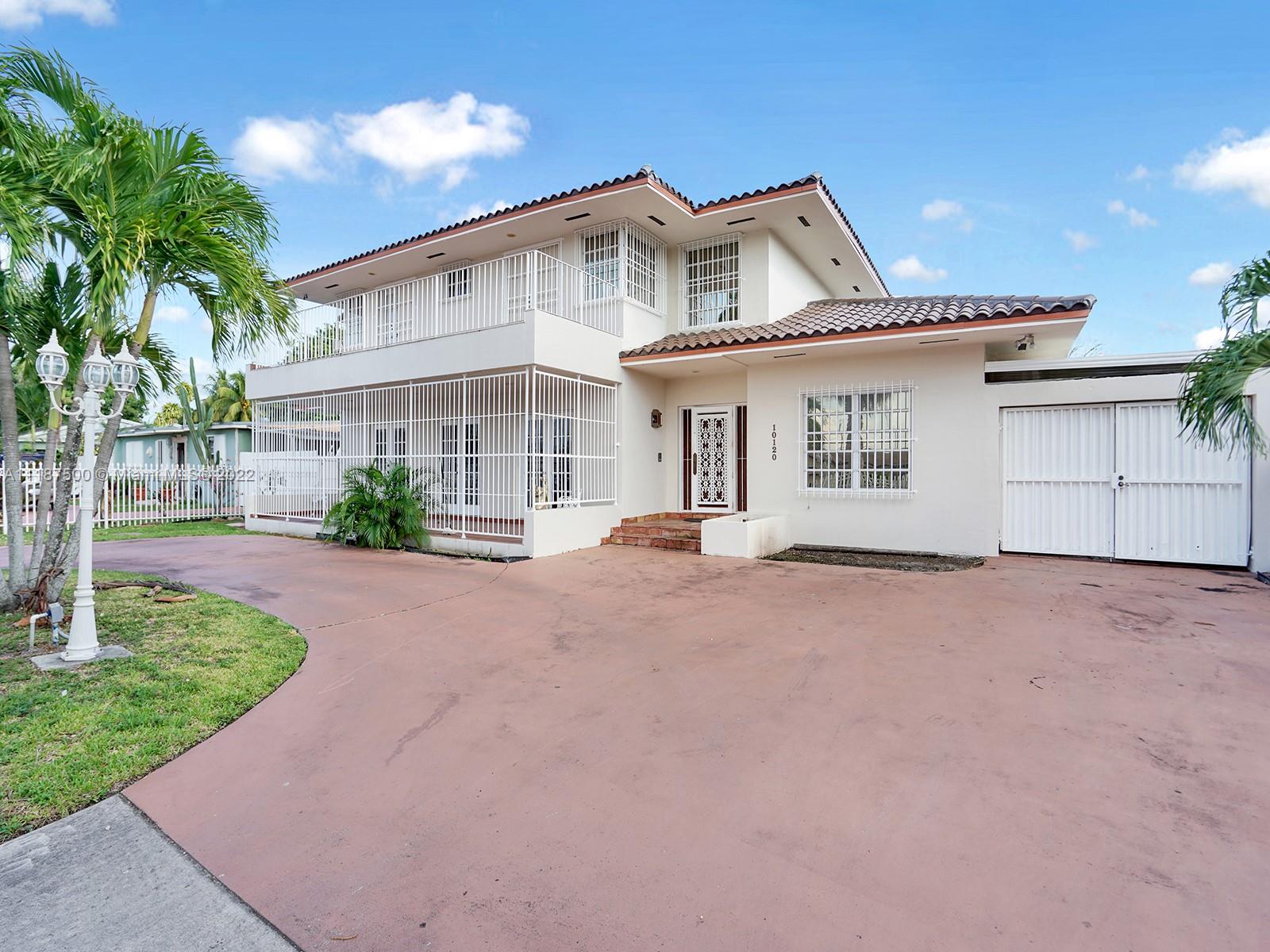 10120 SW 40th Terrace Miami FL 33165