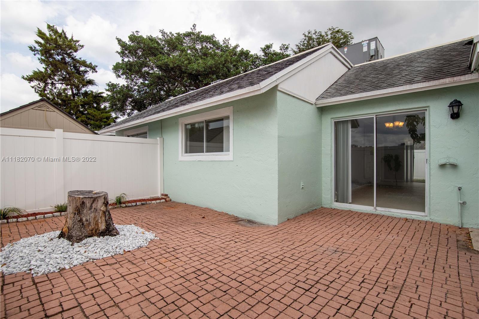 9302 SW 5th Street Boca Raton FL 33428
