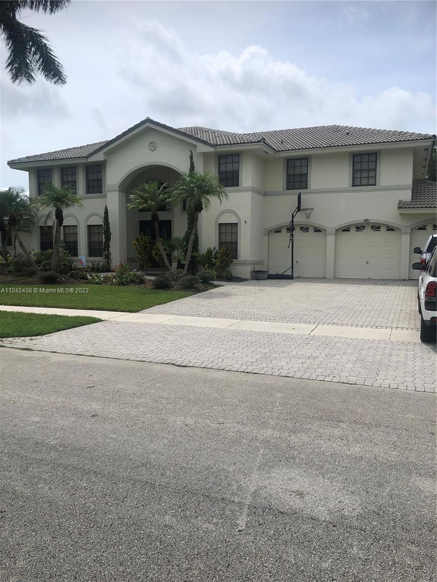521 NW 193rd Avenue Pembroke Pines FL 33029