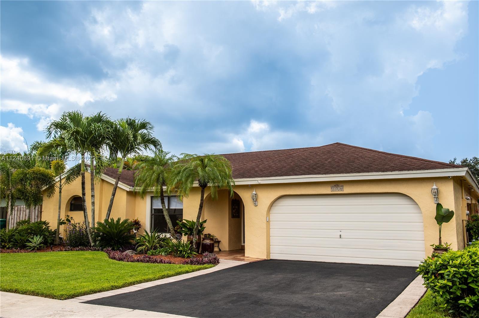 11516 SW 51st Court Cooper City FL 33330
