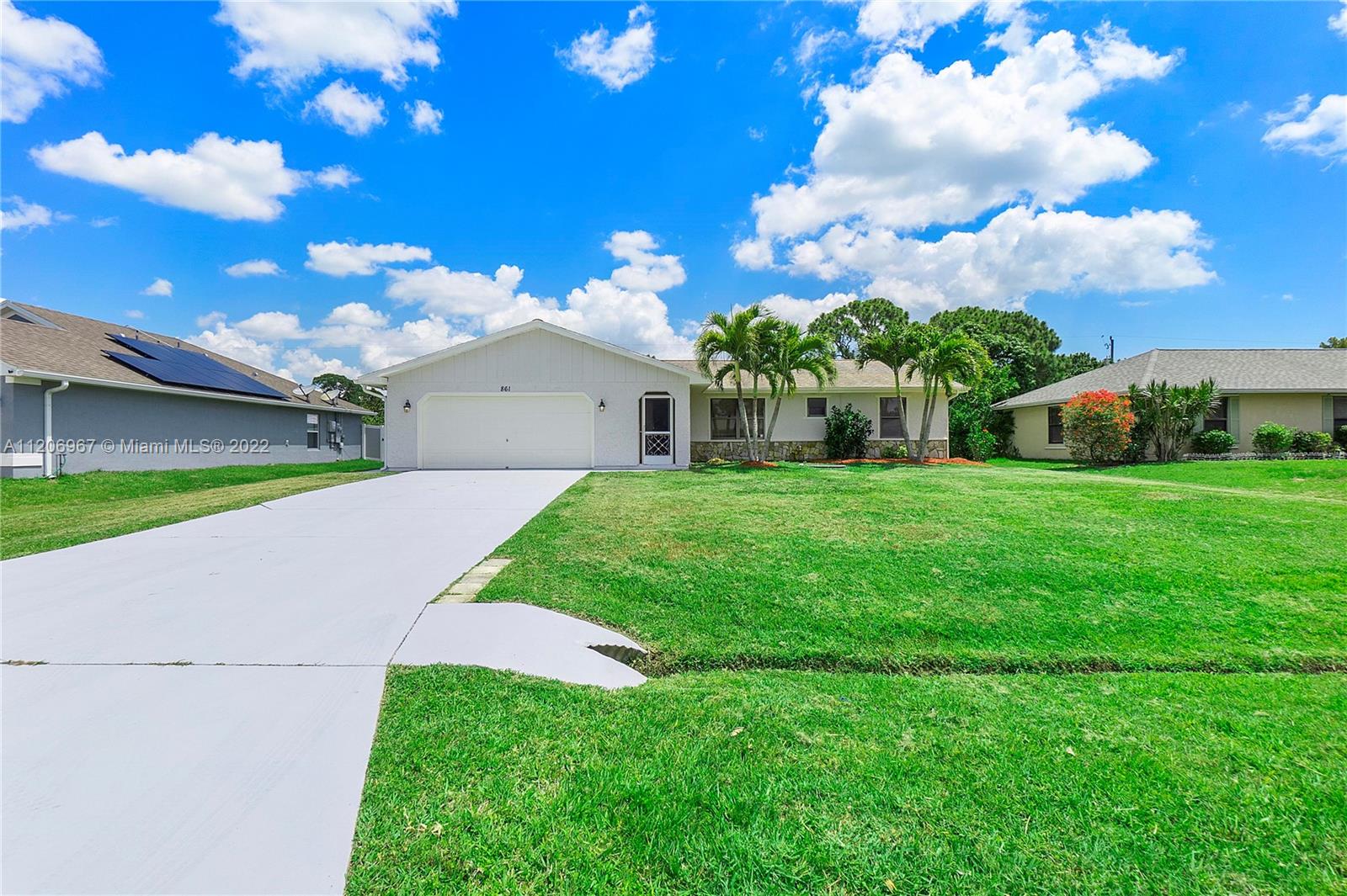 861 SE Starflower Avenue Port St. Lucie FL 34983