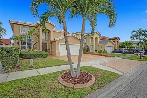 7712 SW 157th Court Miami FL 33193